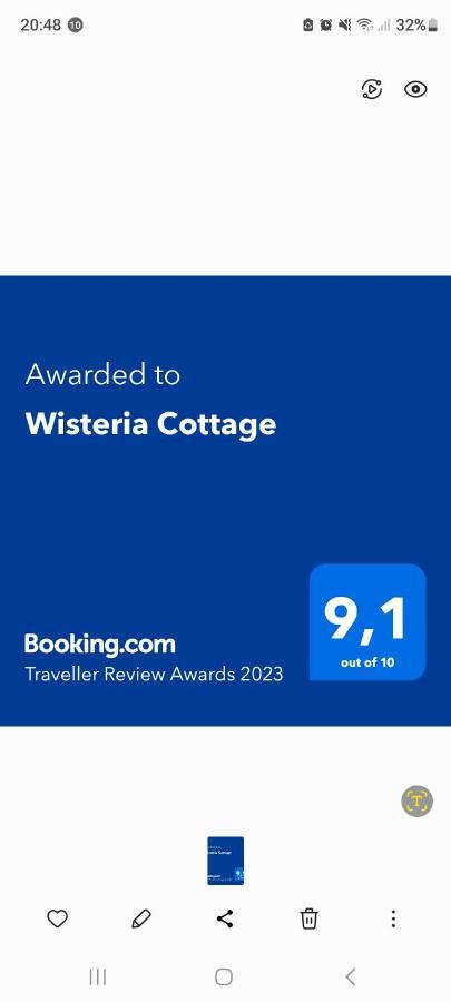 Wisteria Cottage Fleurines Luaran gambar